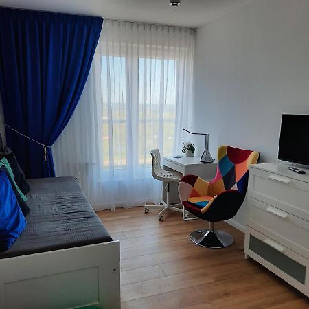 Aqua Apartments Sunset Reda Exterior foto